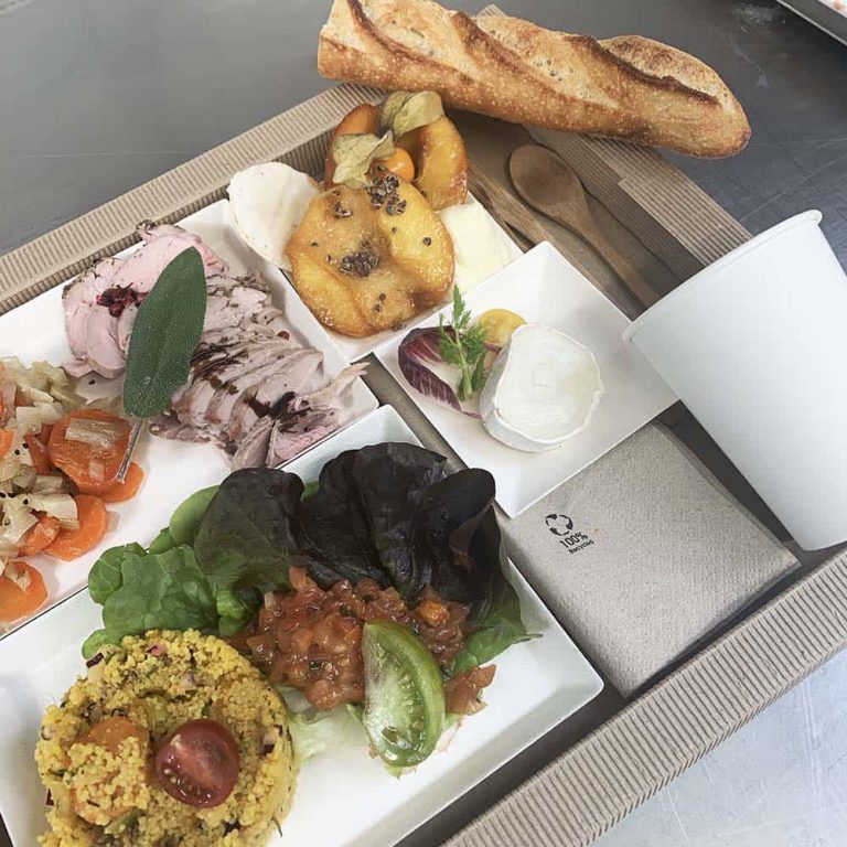 Plateau repas pour l'entreprise - Traiteur à Revel - LA POELEE